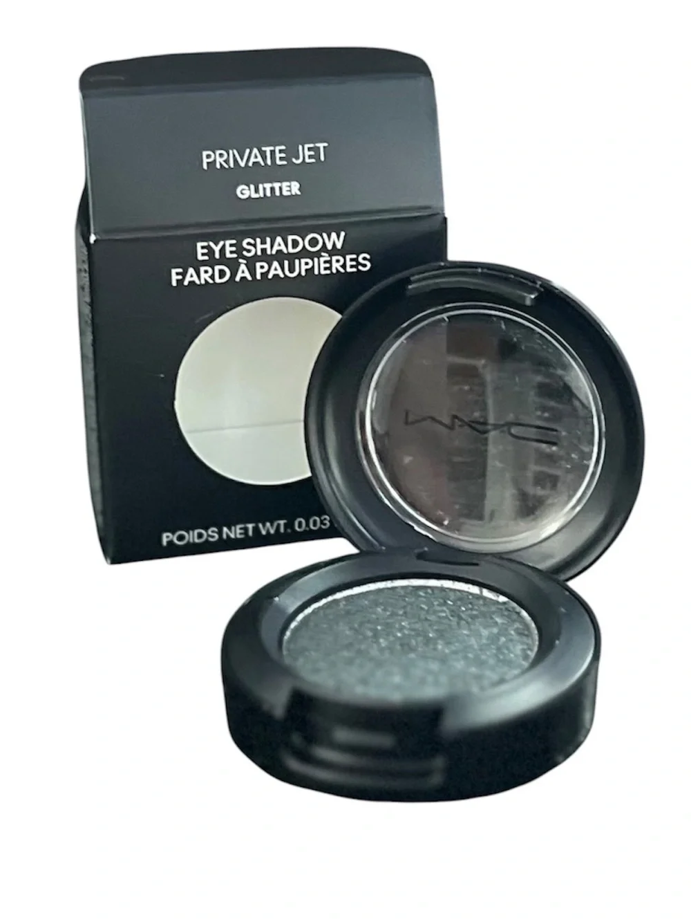 🆕 Private Jet - MAC Cosmetics Glitter Eyeshadow — blackened green w/ sparkles